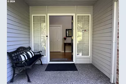 6044 SW Knightsbridge Dr, Portland, OR 97219 - Photo 2