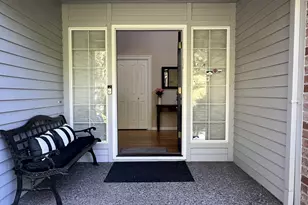 6044 SW Knightsbridge Dr, Portland, OR 97219 - Photo 2