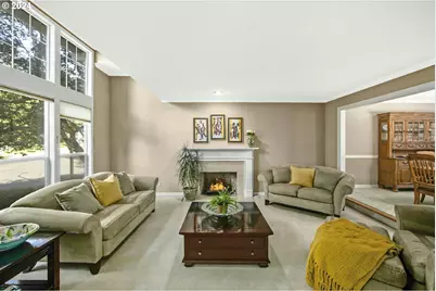 6044 SW Knightsbridge Dr, Portland, OR 97219 - Photo 4