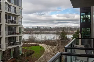 1830 NW Riverscape St, Portland, OR 97209 - Photo 26