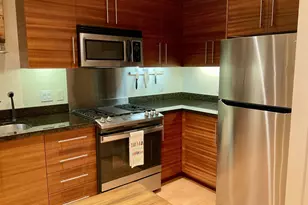 1830 NW Riverscape St, Portland, OR 97209 - Photo 6