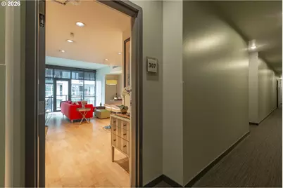 1830 NW Riverscape St #307, Portland, OR 97209 - Photo 2