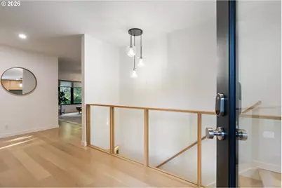 3868 SW Bridlemile Ln, Portland, OR 97221 - Photo 2