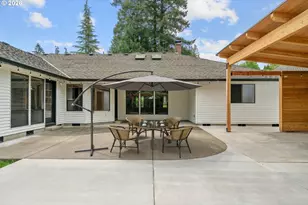 1921 SE Douglas Pl, Gresham, OR 97080 - Photo 38