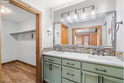 1921 SE Douglas Pl, Gresham, OR 97080 - Photo 22