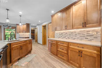 1921 SE Douglas Pl, Gresham, OR 97080 - Photo 14