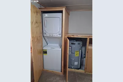 612 N Cascade Dr #48, Woodburn, OR 97071 - Photo 8
