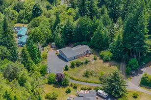56670 Pleasant Hill Dr, Coquille, OR 97423 - Photo 42