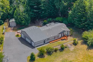 56670 Pleasant Hill Dr, Coquille, OR 97423 - Photo 1