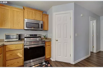 9325 NE 81st St, Vancouver, WA 98662 - Photo 14