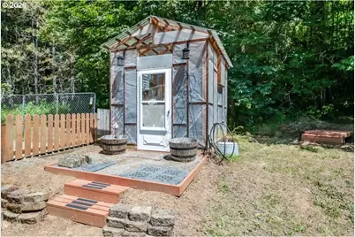 43077 N River Dr, Sweet Home, OR 97386 - Photo 34