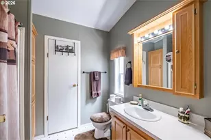 43077 N River Dr, Sweet Home, OR 97386 - Photo 16