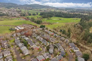 121 N Burl St, Newberg, OR 97132 - Photo 42