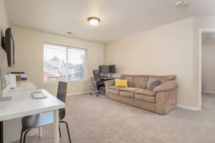 121 N Burl St, Newberg, OR 97132 - Photo 20