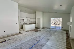 855 NE Laurel Spgs Dr, Hermiston, OR 97838 - Photo 4