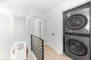 11109 SW 43rd Ave, Portland, OR 97219 - Photo 14