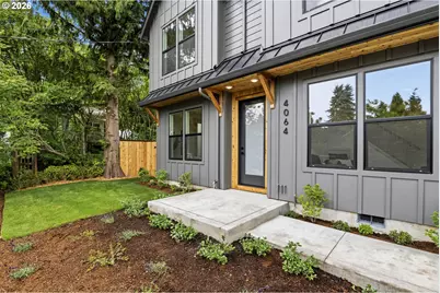 4064 SE Long St, Portland, OR 97202 - Photo 2