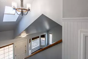 2127 Assumption St, Eugene, OR 97402 - Photo 24