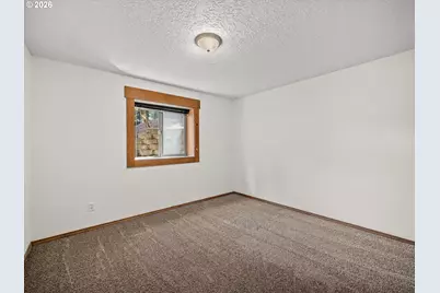 641 W Historic Columbia Ri Hwy, Troutdale, OR 97060 - Photo 28