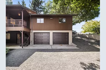 641 W Historic Columbia Ri Hwy, Troutdale, OR 97060 - Photo 34