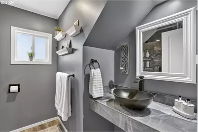 429 N Bridgeton Rd #2, Portland, OR 97217 - Photo 32