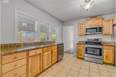 5224 N Maryland Ave, Portland, OR 97217 - Photo 10