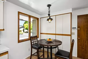 619 Blackstone St, Springfield, OR 97477 - Photo 16