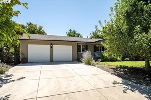 619 Blackstone St, Springfield, OR 97477 - Photo 2