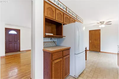 14888 SE Wy East Ave, Damascus, OR 97089 - Photo 10