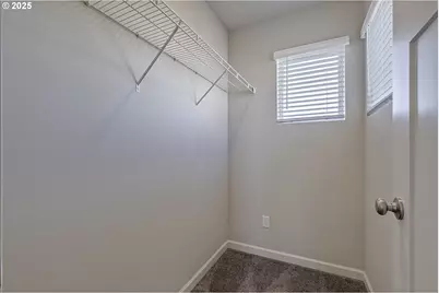 7002 SE Firefly Ln, Hillsboro, OR 97123 - Photo 22