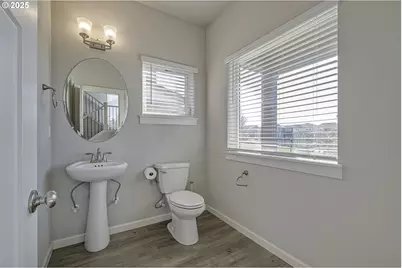 7002 SE Firefly Ln, Hillsboro, OR 97123 - Photo 12