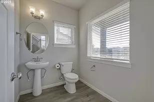 7002 SE Firefly Ln, Hillsboro, OR 97123 - Photo 12