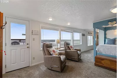 3521 SW Anchor Ave #2, Lincoln City, OR 97367 - Photo 2