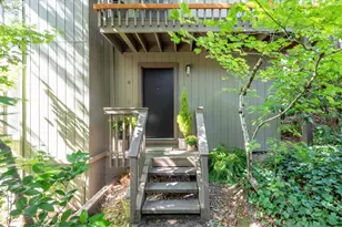 7542 SW Barnes Rd, Portland, OR 97225 - Photo 2