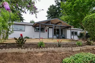 554 NE Shafford St, Estacada, OR 97023 - Photo 2