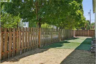 4945 SE Ogden St, Portland, OR 97206 - Photo 32