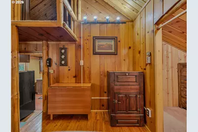 26467 E Henry Creek Rd, Rhododendron, OR 97049 - Photo 16