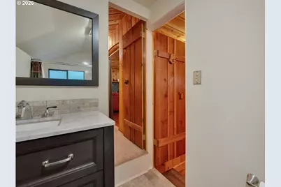 26467 E Henry Creek Rd, Rhododendron, OR 97049 - Photo 32