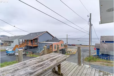 25 NE Clarke St, Depoe Bay, OR 97341 - Photo 20