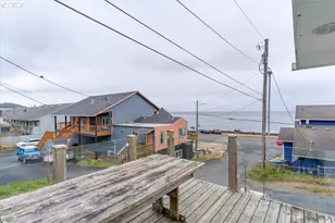 25 NE Clarke St, Depoe Bay, OR 97341 - Photo 20