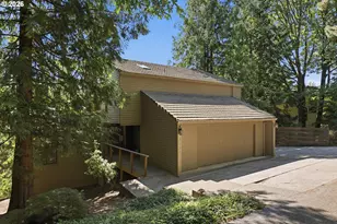 7024 SW Canyon Dr, Portland, OR 97225 - Photo 2