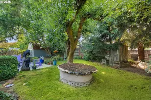 850 NW Forest St, Hillsboro, OR 97124 - Photo 18