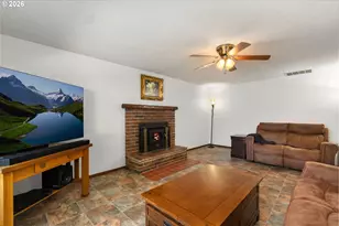 850 NW Forest St, Hillsboro, OR 97124 - Photo 4