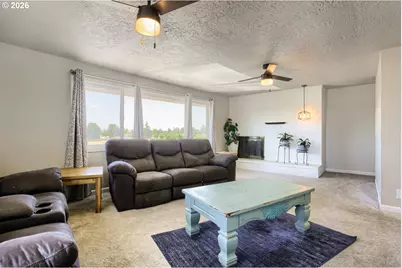 10715 NW 23rd Ave, Vancouver, WA 98685 - Photo 14