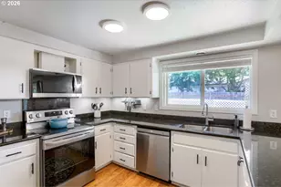 10715 NW 23rd Ave, Vancouver, WA 98685 - Photo 12