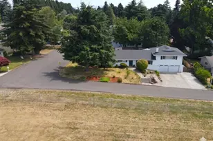 10715 NW 23rd Ave, Vancouver, WA 98685 - Photo 2