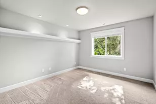 12465 SW Lesser Rd, Portland, OR 97219 - Photo 42