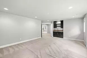 12465 SW Lesser Rd, Portland, OR 97219 - Photo 36