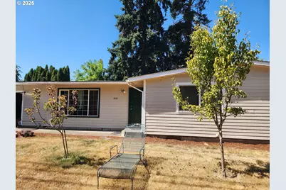 4061 NE Hawthorne Ave, Salem, OR 97301 - Photo 2