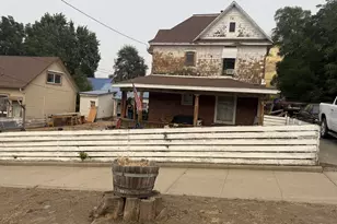 618 S Main St, Pendleton, OR 97801 - Photo 1